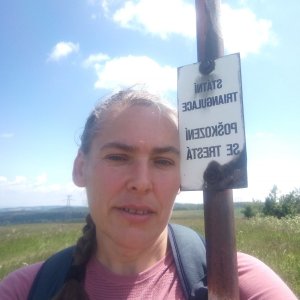 Jiřina na vrcholu Kamenný vrch (18.6.2023 11:35)
