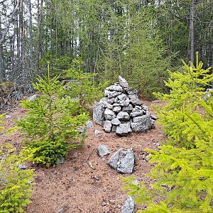 Horalka Anička na vrcholu Krkavčina (22.4.2022)