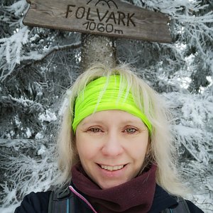 Jana Hrouzková na vrcholu Folvark (9.1.2021 13:54)