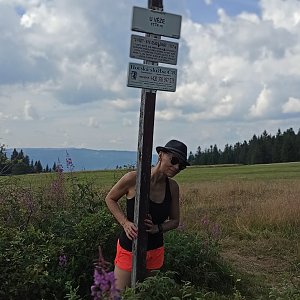 Pavlína Sýkorová na vrcholu Huťská hora (13.8.2020 12:20)
