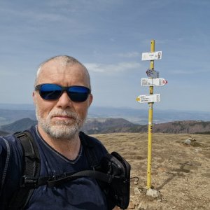 Rastislav Biarinec on the summit of Veterné (17.4.2025 12:51)