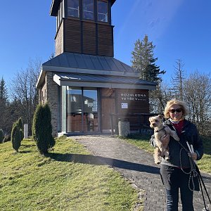 Magda na vrcholu Čerchlaný Beskyd (13.11.2022 12:39)