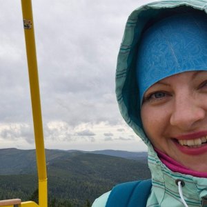Anička on the summit of Barania Góra (16.9.2025 14:03)