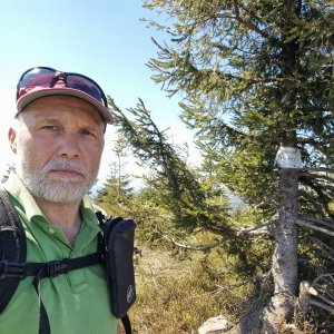 Rastislav Biarinec na vrcholu Zielony Kopiec (2.5.2026 13:48)