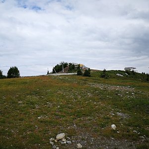 Pepino on the summit of Monte Vigo (2.8.2018 10:00)