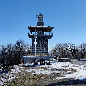 Martin Palin na vrcholu Luž (3.12.2021 12:24)
