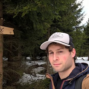 Jack Skurello na vrcholu Slavíč (30.3.2018 13:17)