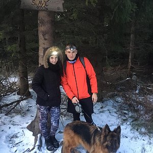 Jiří Tkáč na vrcholu Slavíč (6.12.2019 15:29)