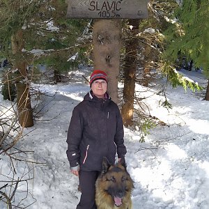 Libuše Šťastná na vrcholu Slavíč (21.2.2021 9:56)