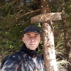 Pavel Skřičík na vrcholu Slavíč (8.5.2019 9:39)