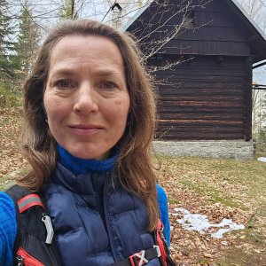 Marcela Kubíčková na vrcholu Bezový vrch (4.4.2026 17:15)