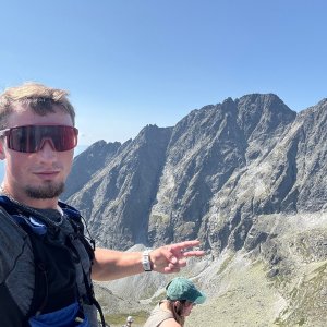 Peťko on the summit of Východná Vysoká (16.8.2025 10:30)