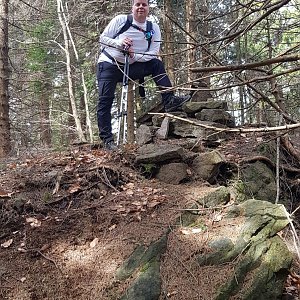 Glogi na vrcholu Uhorská (8.5.2020 10:44)