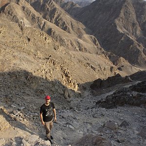 Pája on the summit of Tzafachot (17.11.2015 7:44)
