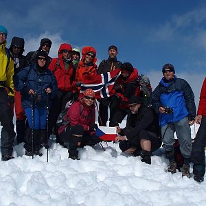 krupjan on the summit of Glittertind (5.7.2012 15:09)