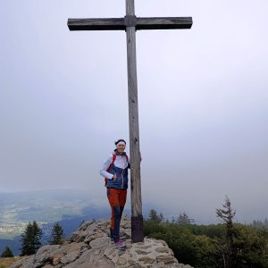 Aka on the summit of Großer Arber / Velký Javor (5.9.2026 14:53)
