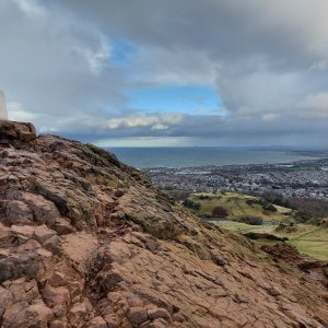 Petr Snížek na vrcholu Arthur's Seat (28.12.2023 18:18)