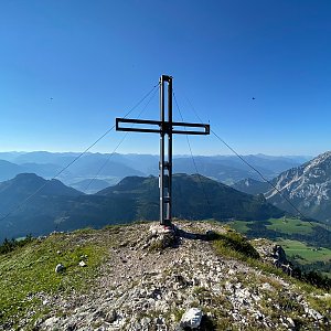 Tereza on the summit of Hechlstein (5.8.2022 8:45)