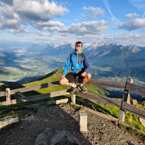 Jiří Králík na vrcholu Kellerjoch (7.7.2026 7:11)
