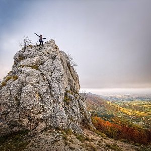 Jiří Králík on the summit of Vranilac (28.10.2020 15:04)