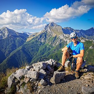 Jiří Králík on the summit of Monte Procinto (1.10.2021 16:20)