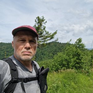 Rastislav Biarinec on the summit of Grúň (18.6.2026 11:03)