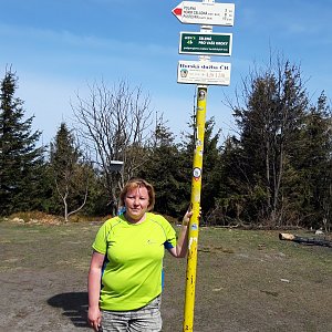 Pavla na vrcholu Smrk (24.4.2020)