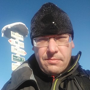 Ivo Poledník na vrcholu Smrk (10.1.2021 9:12)
