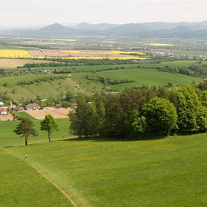 Ľuboš on the summit of Malý Jelenec (8.5.2015 12:44)