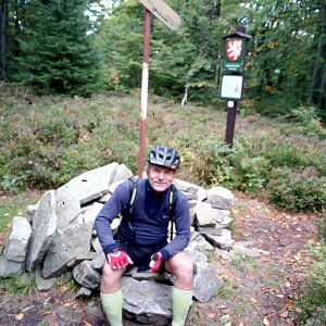 Jana Těšíková na vrcholu Ostrý (29.9.2019 16:25)