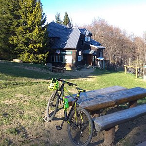 Roman Tigge na vrcholu Ostrý (23.4.2020 17:17)