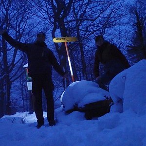 Vendula Kalocsányiová na vrcholu Ostrý (27.12.2018 16:17)