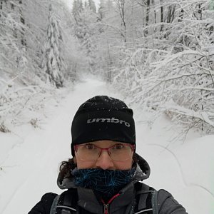 Katka Bilanová na vrcholu Ostrý (6.1.2019 10:25)