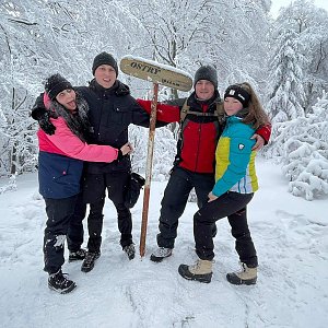 Jakub Pniok na vrcholu Ostrý (13.2.2021 14:15)