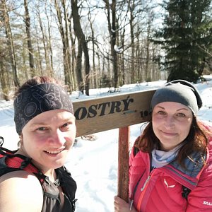 Veronika Spáčilová na vrcholu Ostrý (21.2.2021 13:02)