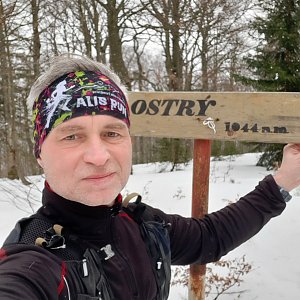 Miroslav Marek na vrcholu Ostrý (13.3.2021 13:19)