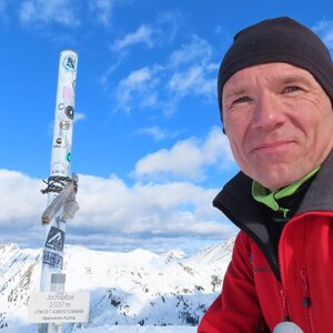 Divočák on the summit of Jochspitze (3.2.2024 12:54)