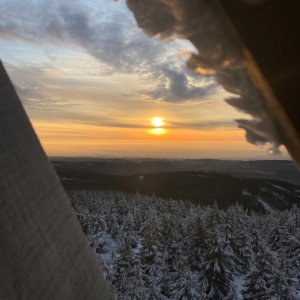 Šárka on the summit of Velká Deštná (1.1.2021 15:15)