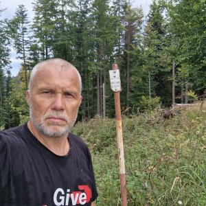 Rastislav Biarinec on the summit of Stará hora (12.9.2025 17:32)