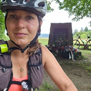 Marcela Kubíčková on the summit of Oškerovy paseky (25.6.2025 17:45)