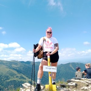 Ketty Dubňanská na vrcholu Steny, severný vrchol (20.7.2025 11:47)