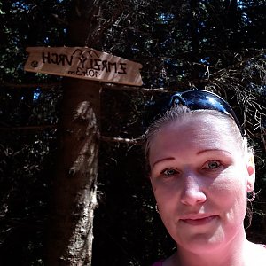 Jana Kubalová na vrcholu Zmrzlý vrch (5.7.2018 12:14)