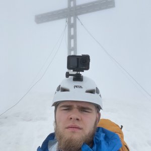 Jakub Fabry on the summit of Grosser Pyhrgas (14.4.2026 14:15)