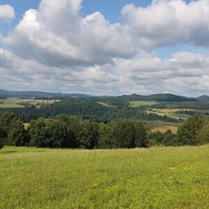 Petr h_vipet na vrcholu Pařezí (25.7.2024 9:38)