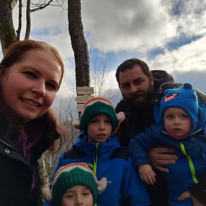 Lucie Trenzová na vrcholu Zámecká hora (8.1.2022 1:20)