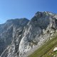 akam na vrcholu Rateški Mali Mangart 