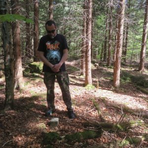 Daniel Ledl on the summit of Bukovec (11.5.2025 10:24)