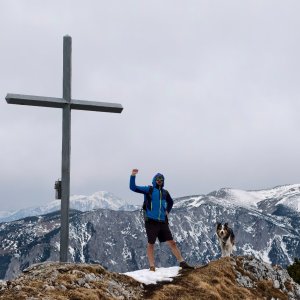 Jiří Králík on the summit of Messnerin (13.4.2025 12:44)