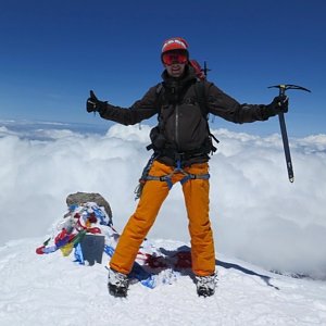 David Ryšavý on the summit of Elbrus (22.5.2018 13:00)