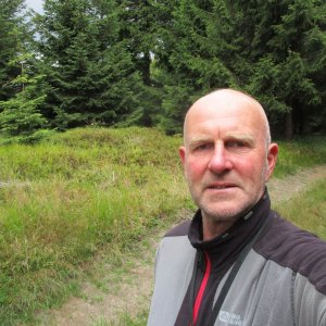 Michal Kříž on the summit of Srázná S (23.8.2025 12:33)